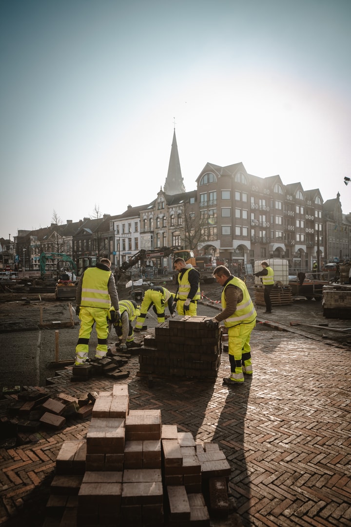 Stratenmaker machinaal bestraten – werkomgeving 1